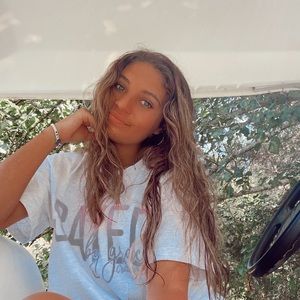 Meet your Posher, Margo